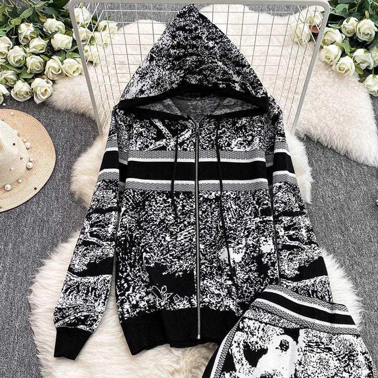 Autumn Winter New Temperament Crew Neck Slim Knit Sweater Loose Trousers Animal Pattern Printed Two-Piece Suit