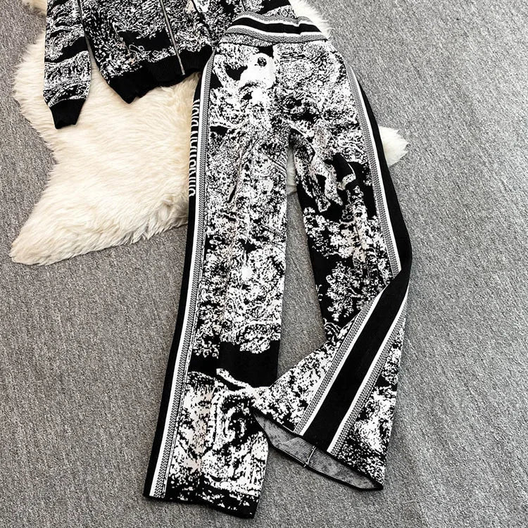 Autumn Winter New Temperament Crew Neck Slim Knit Sweater Loose Trousers Animal Pattern Printed Two-Piece Suit